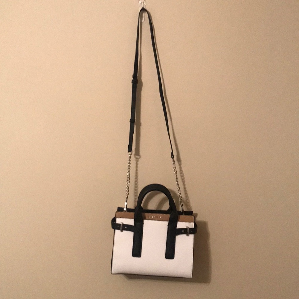 Tahar purse